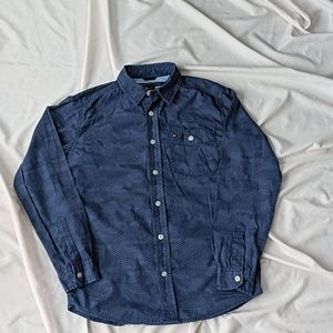 Boys Tommy hilfiger button up shirt smoke free